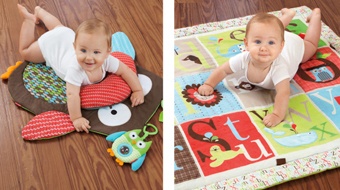 Fin lekmatta för baby från Skip Hop