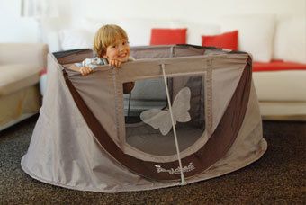 Magic Bed är en resesäng med pop up-funktion