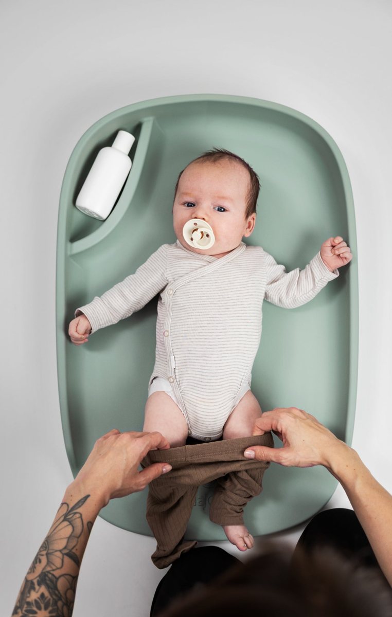 Bebis på Najell skötbädd